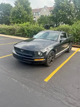 2005 Ford Mustang V6 Premium Coupe 2D