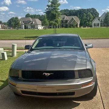 2005 Ford Mustang V6