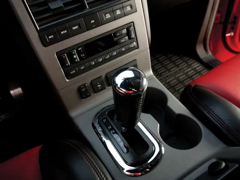 2005 Ford Explorer Sport Trac - Image 16 of 24