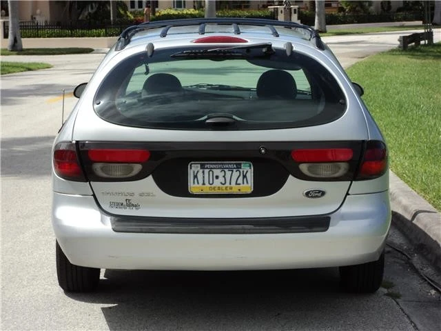 2005 Ford Taurus 4th Gen - Image 4 of 12
