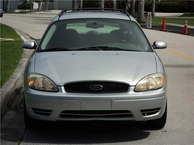 2005 Ford Taurus 4th Gen - Image 11 of 12