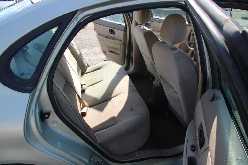 2005 Ford Taurus 4th Gen - Image 21 of 21