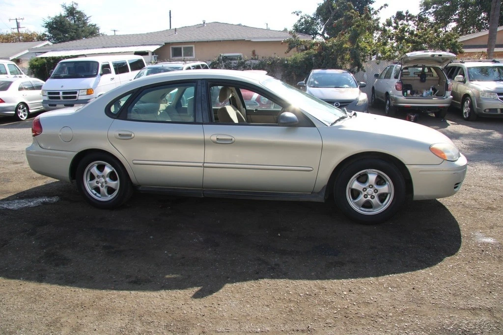 2005 Ford Taurus 4th Gen - Image 7 of 21