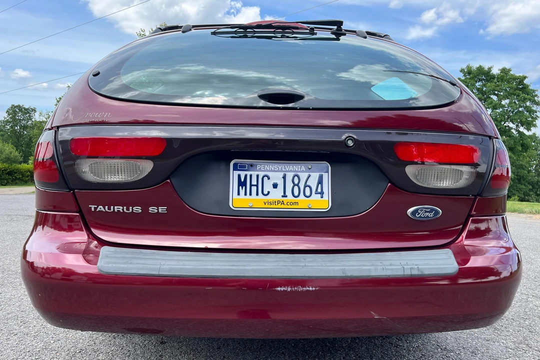 2005 Ford Taurus 4th Gen - Image 5 of 31