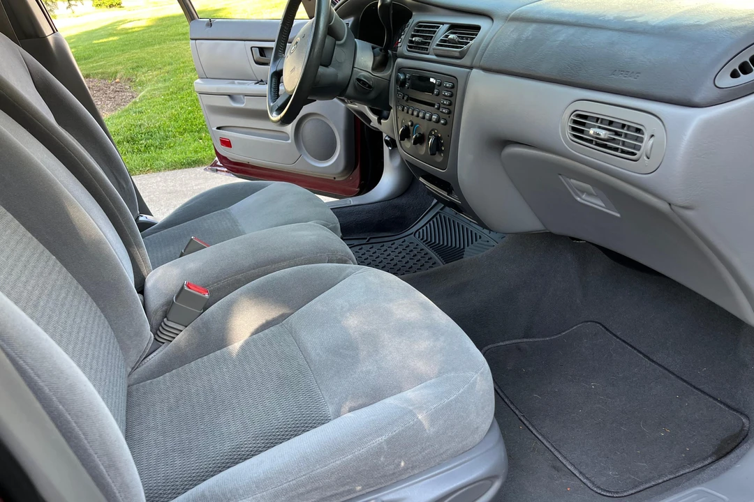 2005 Ford Taurus 4th Gen - Image 31 of 31