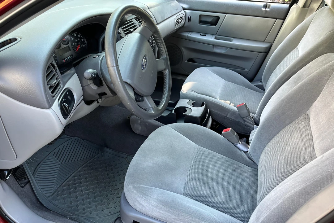 2005 Ford Taurus 4th Gen - Image 30 of 31