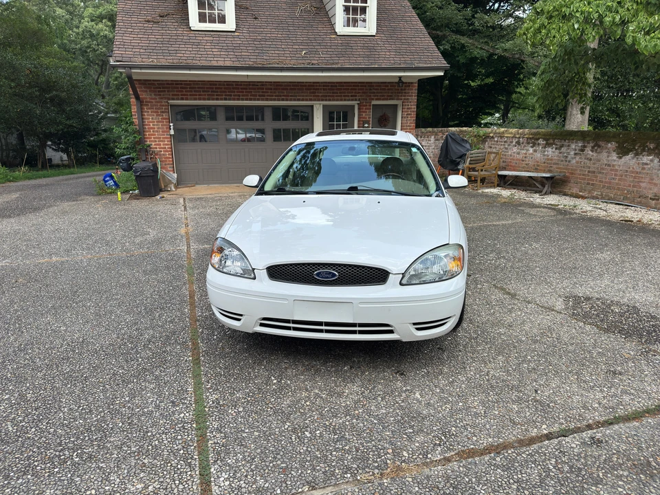 2005 Ford Taurus 4th Gen - Image 7 of 31