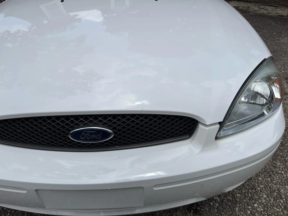 2005 Ford Taurus 4th Gen - Image 25 of 31