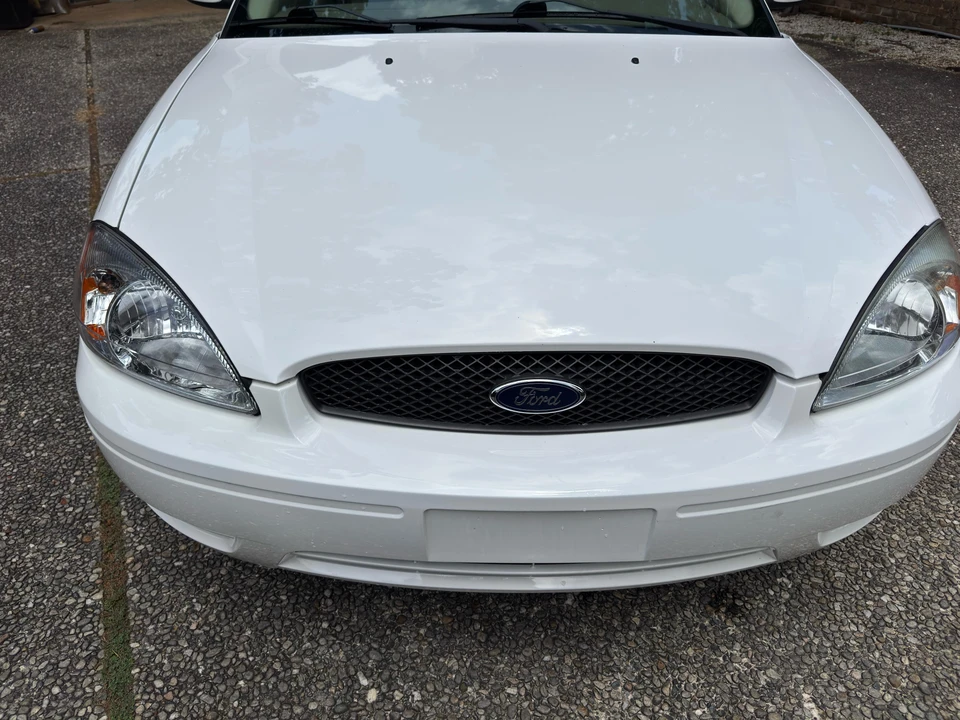 2005 Ford Taurus 4th Gen - Image 24 of 31