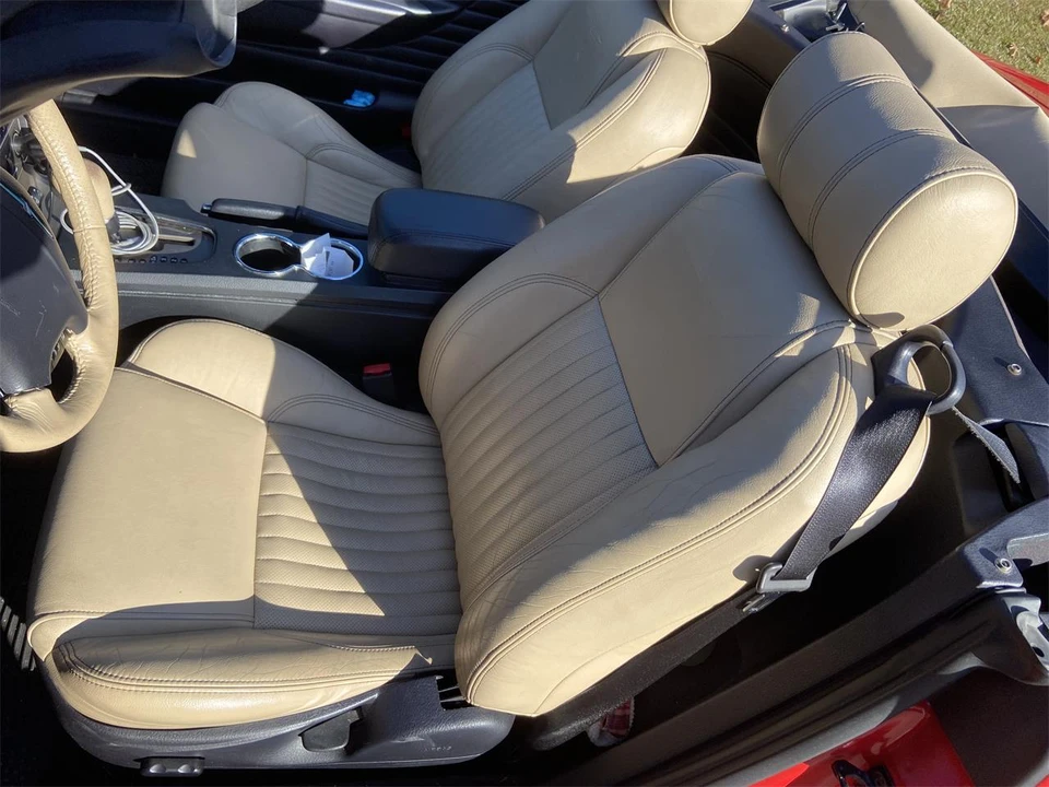 2005 Ford Thunderbird 11th Gen - Image 12 of 31