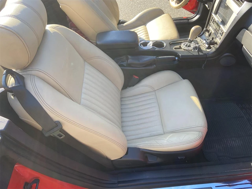 2005 Ford Thunderbird 11th Gen - Image 14 of 31
