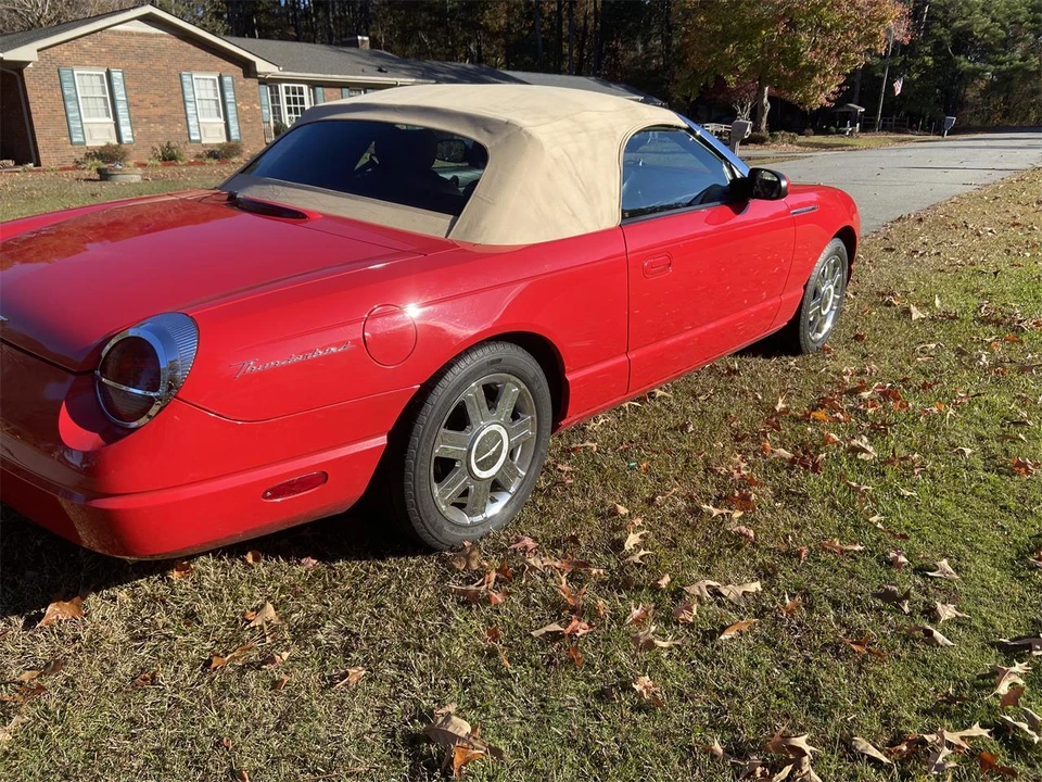 2005 Ford Thunderbird 11th Gen - Image 5 of 31