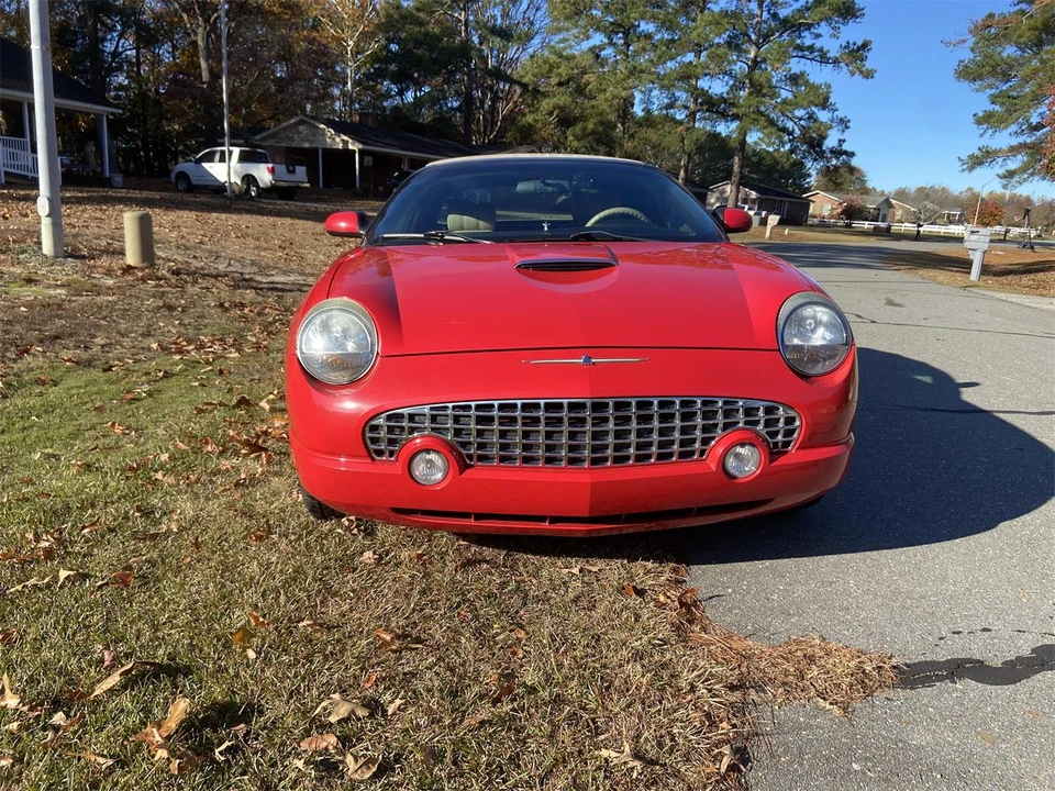 2005 Ford Thunderbird 11th Gen - Image 2 of 31