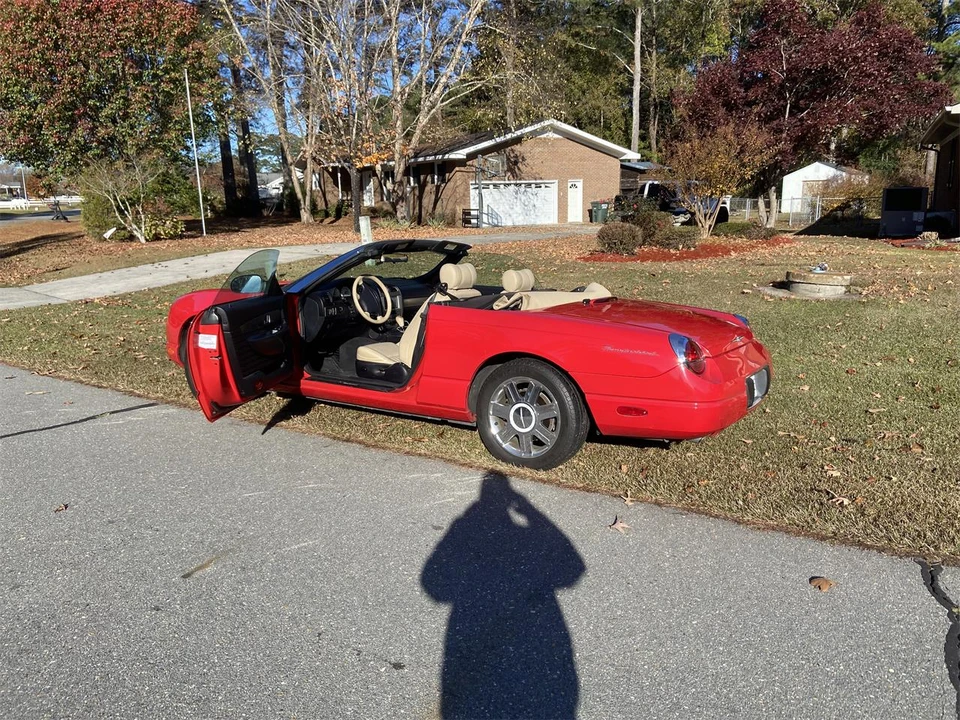 2005 Ford Thunderbird 11th Gen - Image 9 of 31