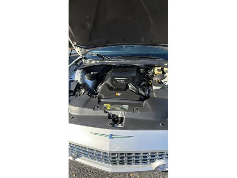 2005 Ford Thunderbird 11th Gen - Image 7 of 14