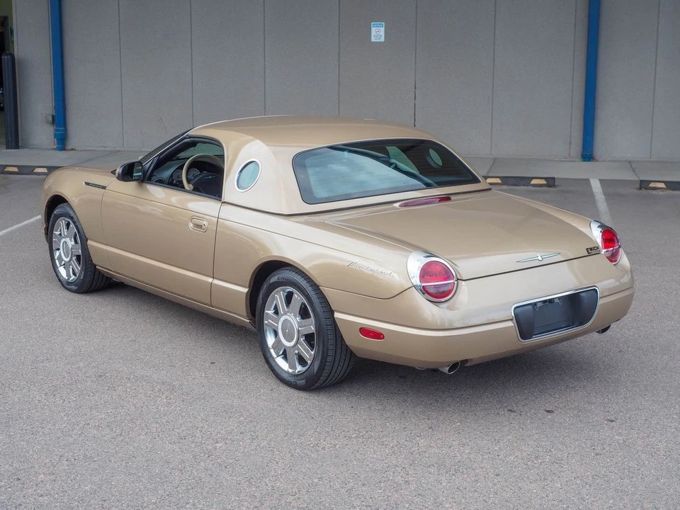 2005 Ford Thunderbird 11th Gen - Image 5 of 21