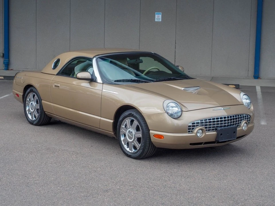 2005 Ford Thunderbird 11th Gen - Image 4 of 21