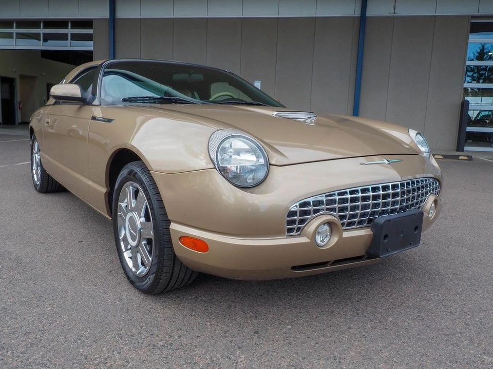 2005 Ford Thunderbird 11th Gen - Image 16 of 21