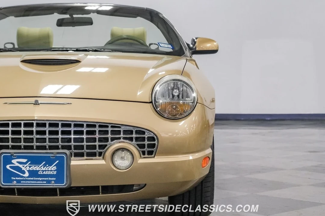 2005 Ford Thunderbird 11th Gen - Image 20 of 21