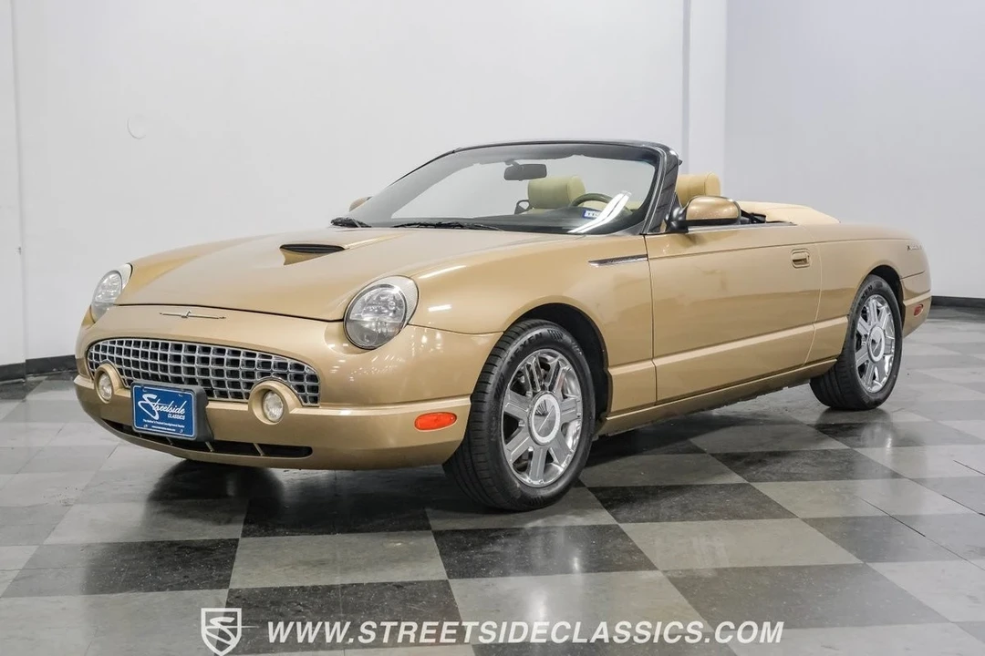 2005 Ford Thunderbird 11th Gen - Image 19 of 21