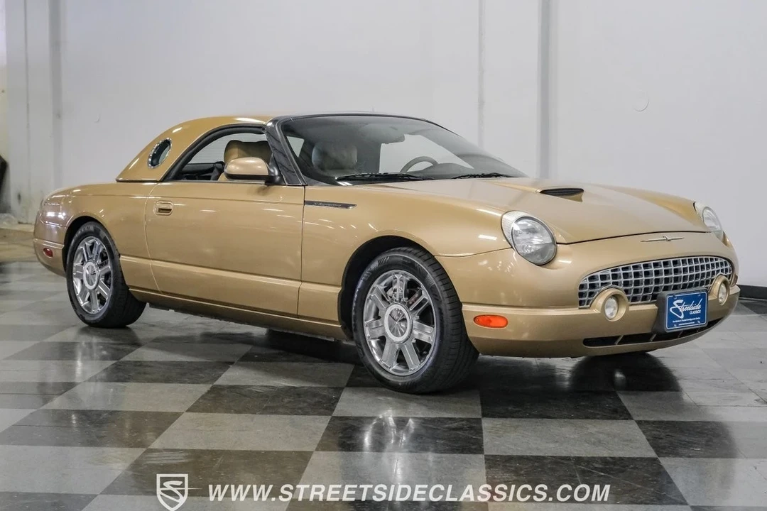 2005 Ford Thunderbird 11th Gen - Image 16 of 21