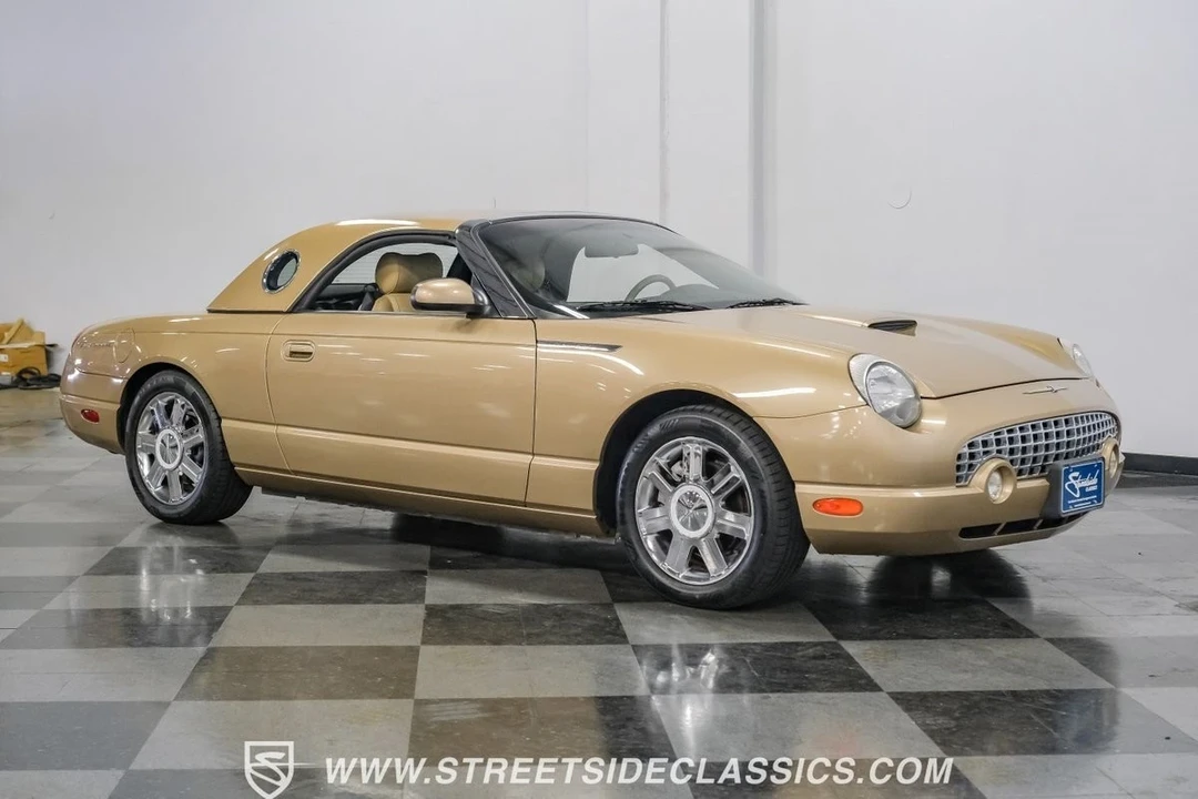 2005 Ford Thunderbird 11th Gen - Image 15 of 21
