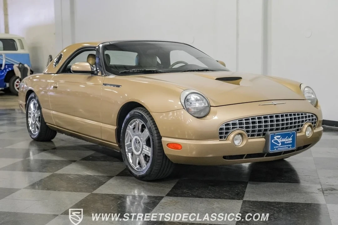 2005 Ford Thunderbird 11th Gen - Image 17 of 21