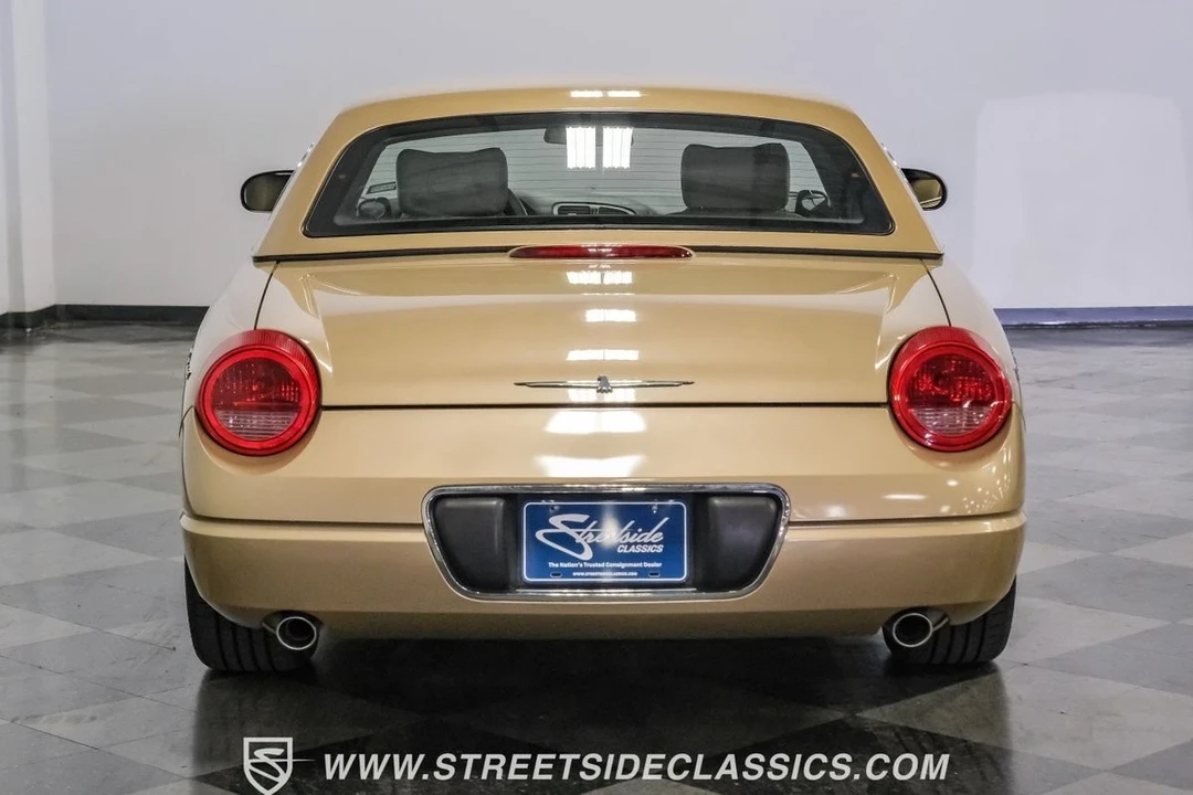 2005 Ford Thunderbird 11th Gen - Image 11 of 12