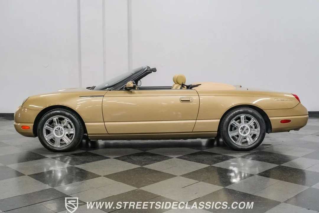 2005 Ford Thunderbird 11th Gen - Image 3 of 12