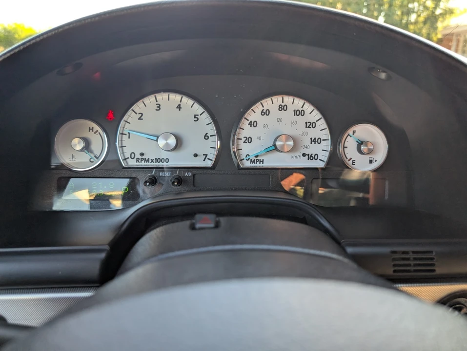 2005 Ford Thunderbird 11th Gen - Image 21 of 21