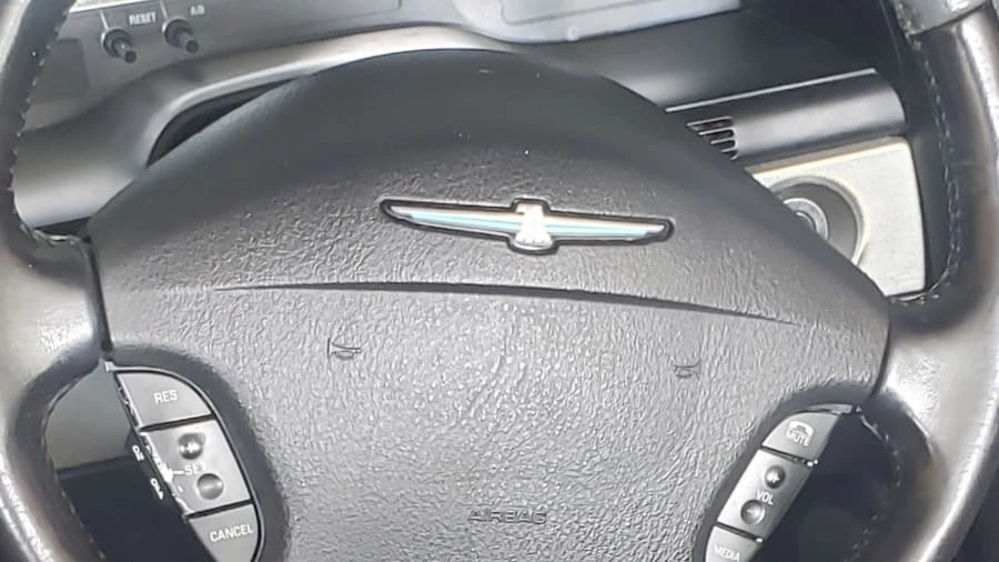 2005 Ford Thunderbird 11th Gen - Image 6 of 15