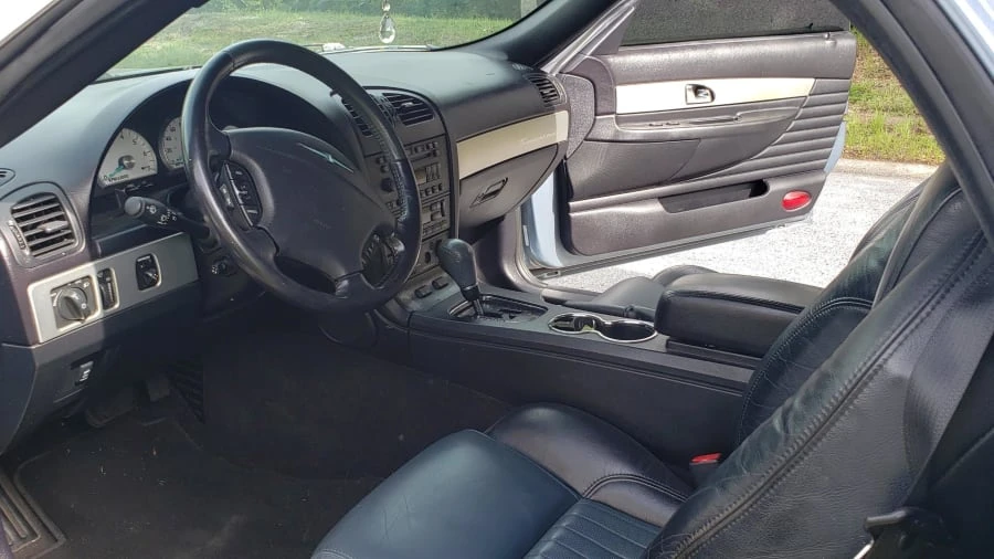 2005 Ford Thunderbird 11th Gen - Image 3 of 15