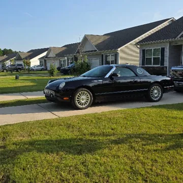 2005 Ford Thunderbird