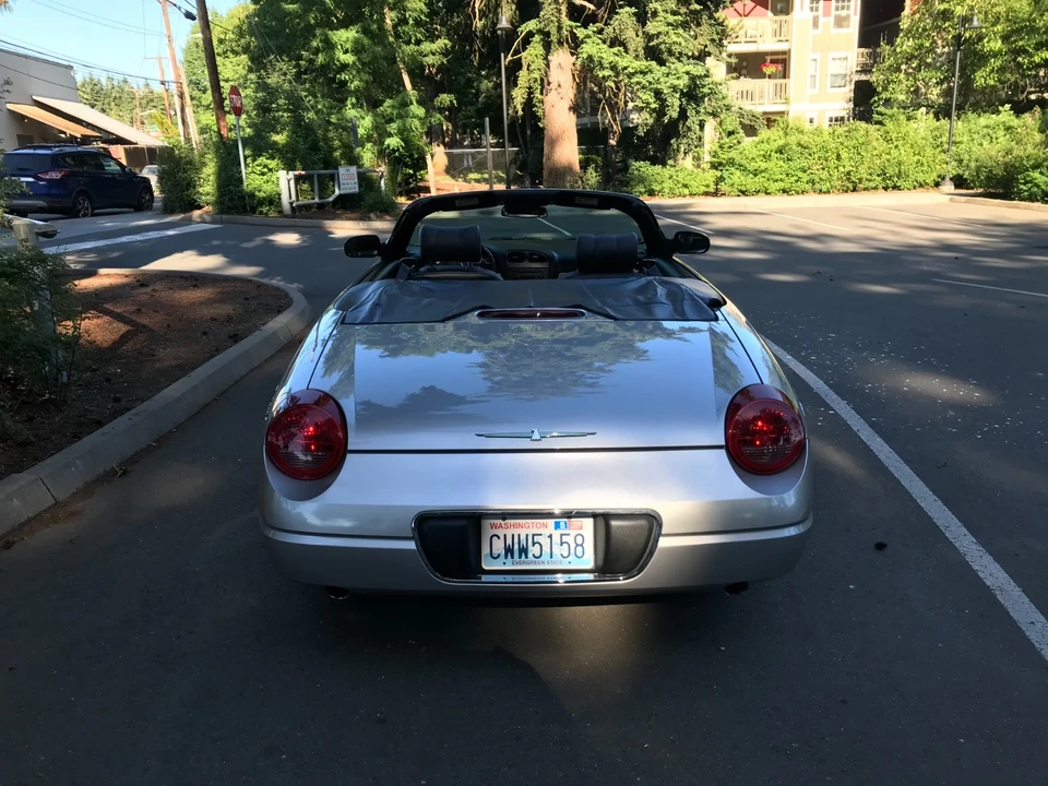 2005 Ford Thunderbird 11th Gen - Image 5 of 19