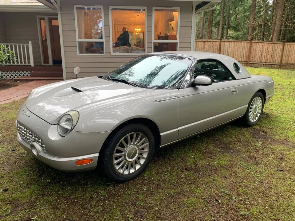 2005 Ford Thunderbird 11th Gen - Image 9 of 19