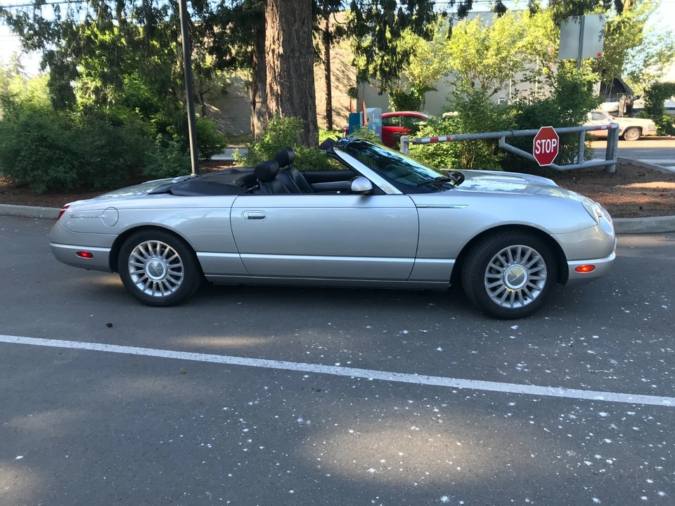 2005 Ford Thunderbird 11th Gen - Image 3 of 19