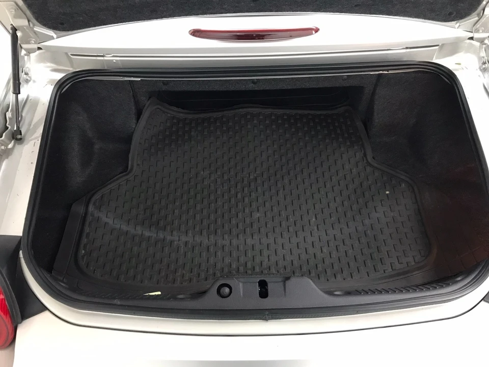 2005 Ford Thunderbird 11th Gen - Image 15 of 19