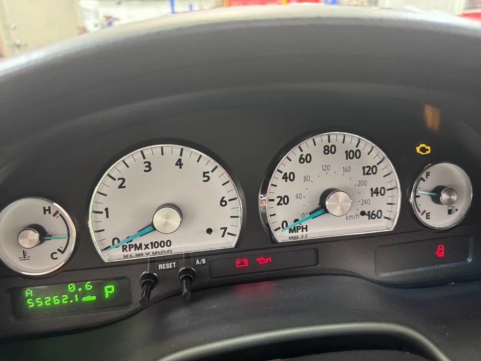 2005 Ford Thunderbird 11th Gen - Image 20 of 20