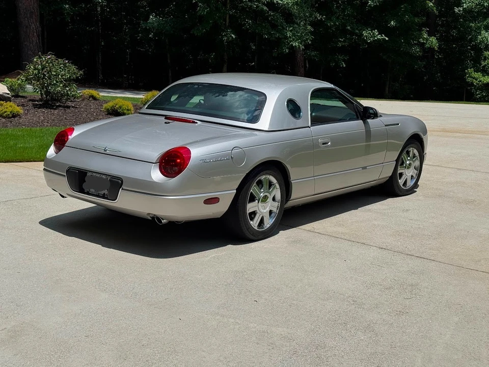 2005 Ford Thunderbird 11th Gen - Image 3 of 20