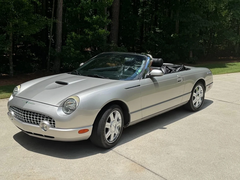 2005 Ford Thunderbird 11th Gen - Image 10 of 20