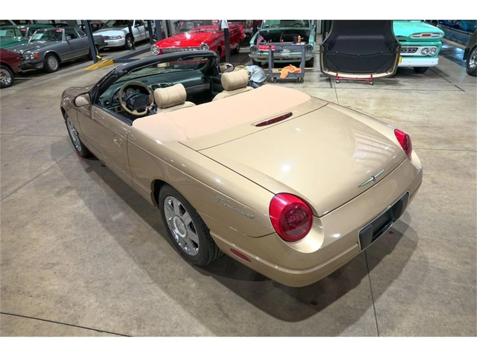 2005 Ford Thunderbird 11th Gen - Image 16 of 31