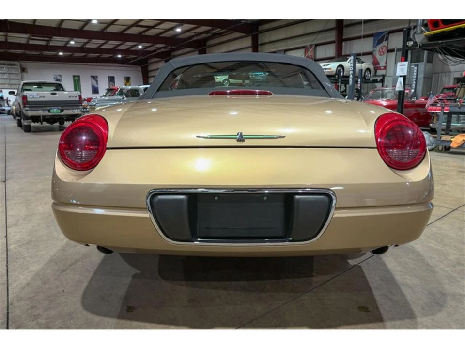 2005 Ford Thunderbird 11th Gen - Image 23 of 31