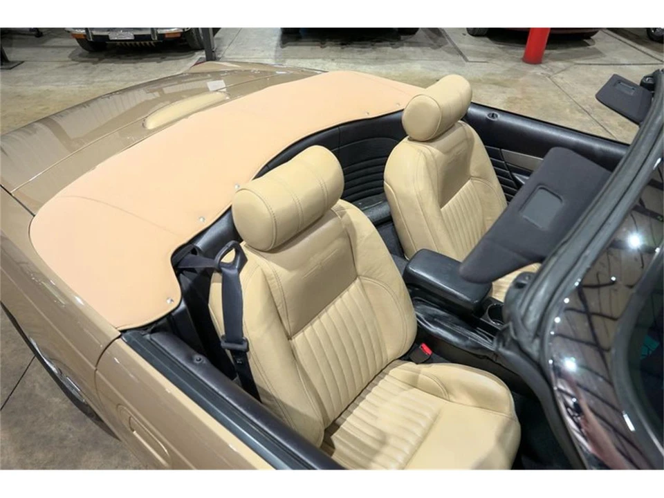2005 Ford Thunderbird 11th Gen - Image 18 of 31
