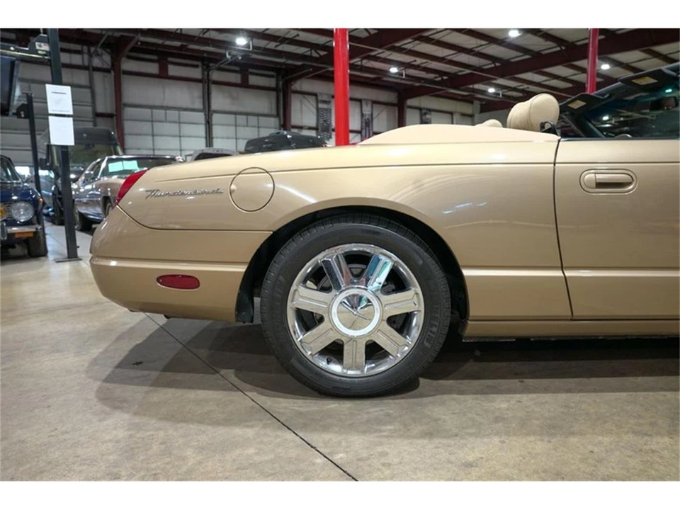2005 Ford Thunderbird 11th Gen - Image 9 of 31