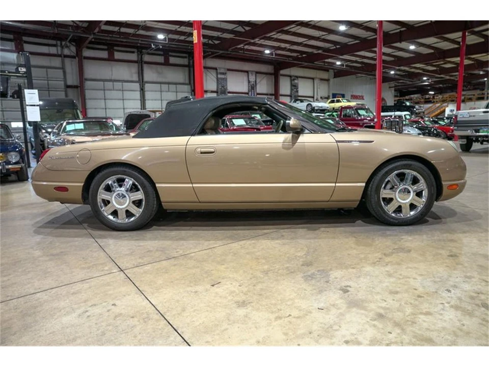 2005 Ford Thunderbird 11th Gen - Image 25 of 31