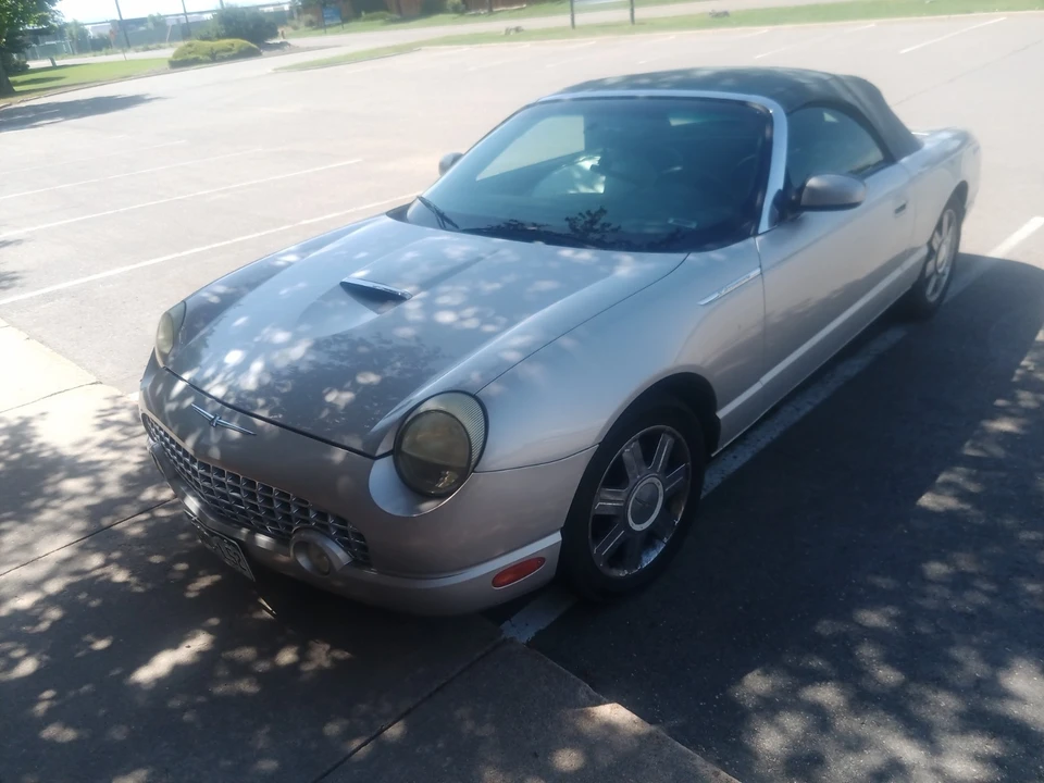 2005 Ford Thunderbird 11th Gen - Image 6 of 16