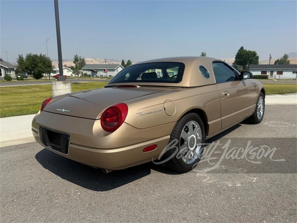 2005 Ford Thunderbird 11th Gen - Image 2 of 5