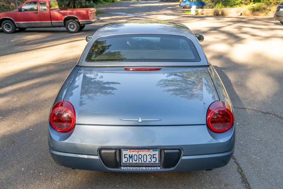 2005 Ford Thunderbird 11th Gen - Image 18 of 31