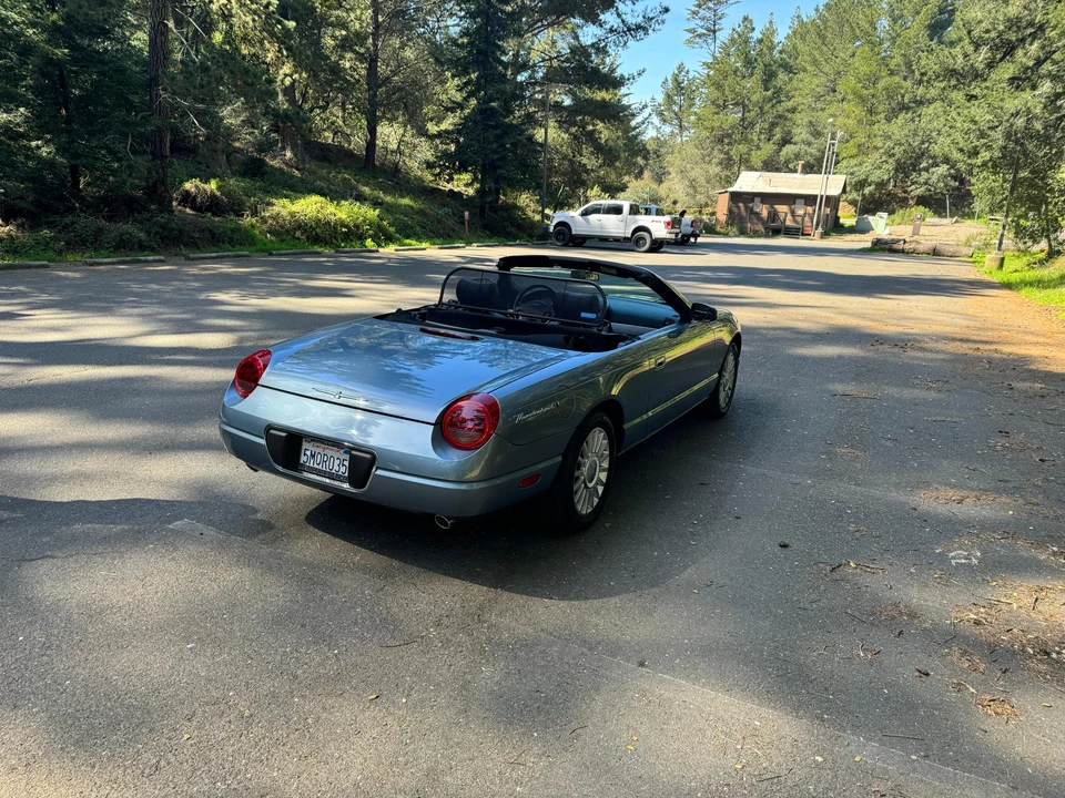 2005 Ford Thunderbird 11th Gen - Image 9 of 31