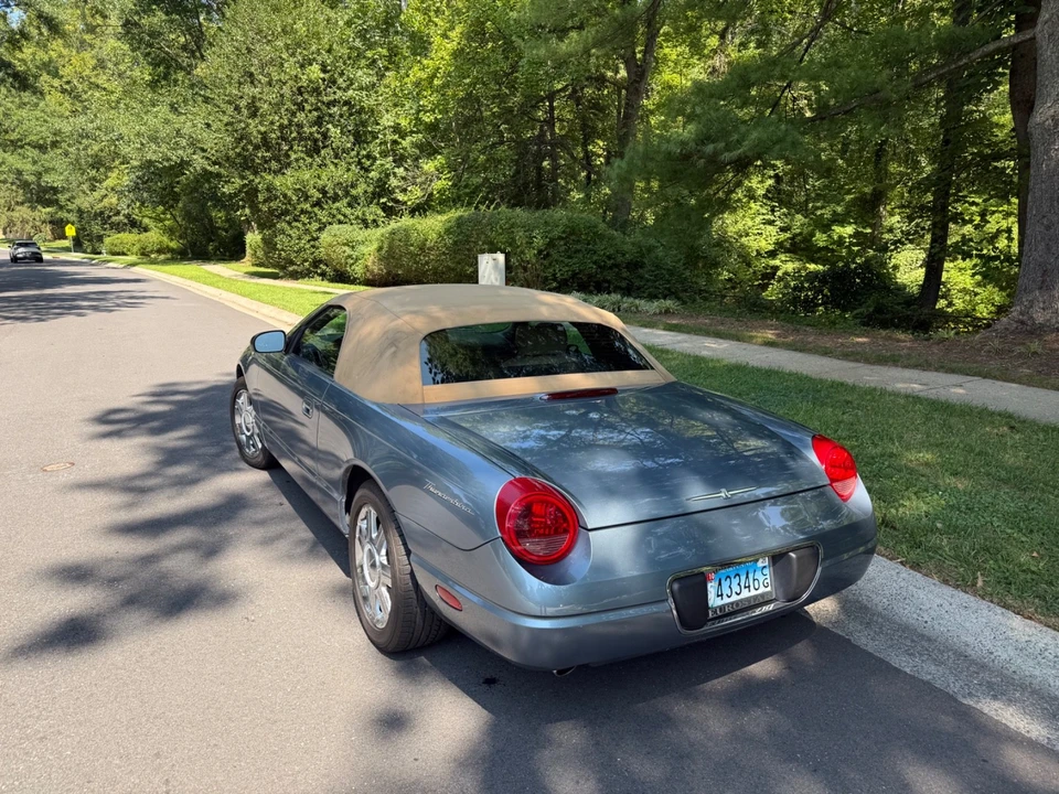 2005 Ford Thunderbird 11th Gen - Image 6 of 12
